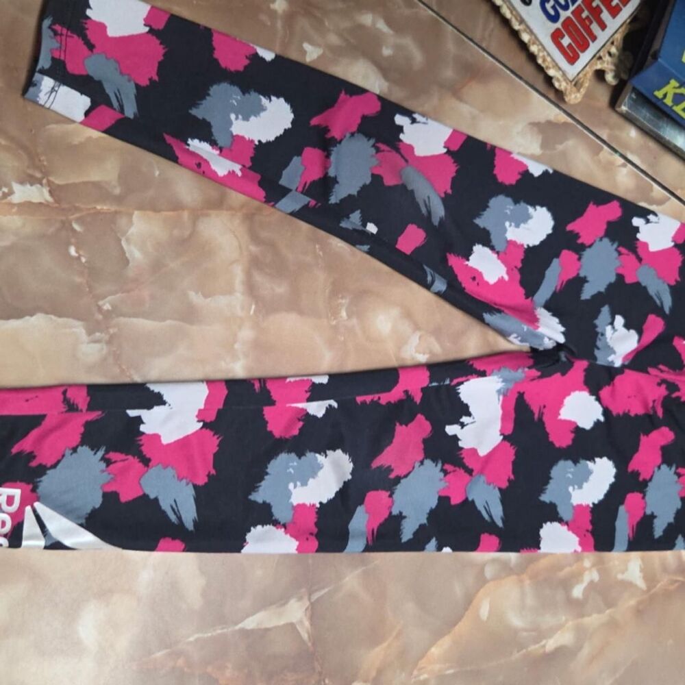 Reebok pink, white, and gray camp leggings in 5T